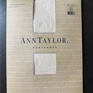 Ann Taylor Pantyhose ivory size B- NIP